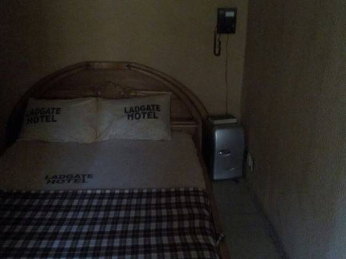 room-image