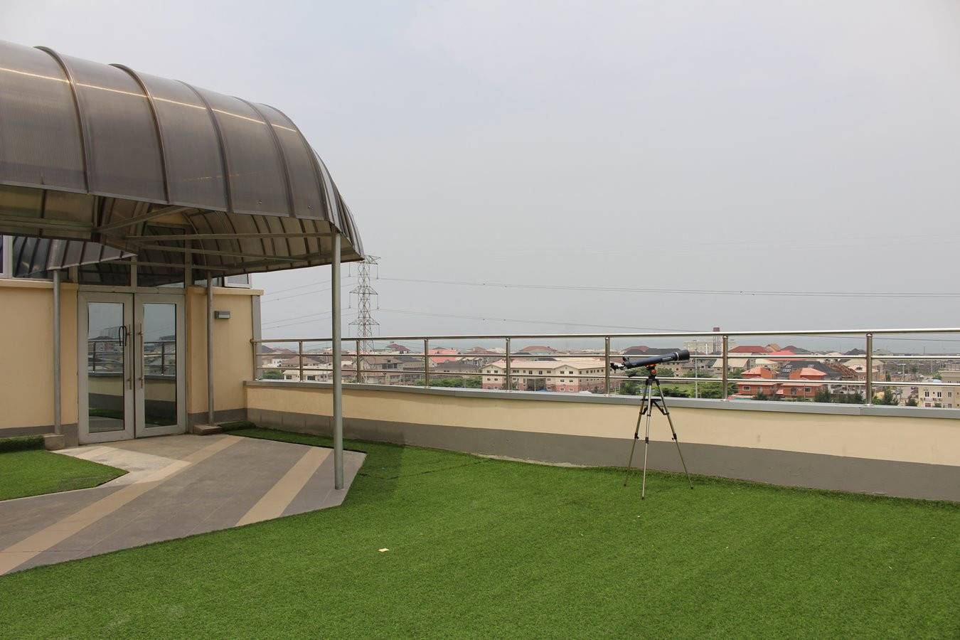 Skyview Lounge