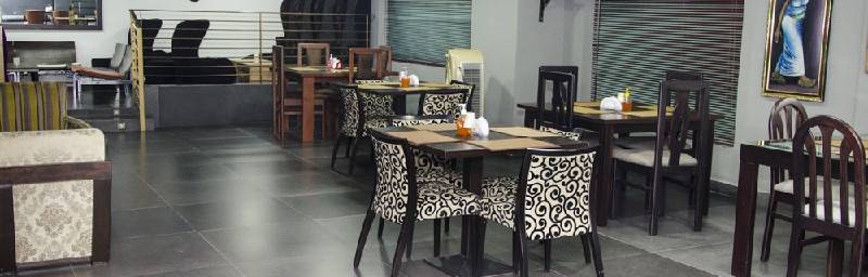9jachoyce Restaurant and Bar