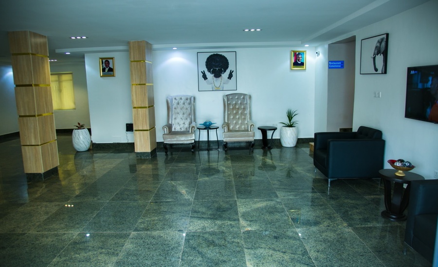 DE NEXT CENTRE HOTEL Hotel in Anambra Hotels.ng