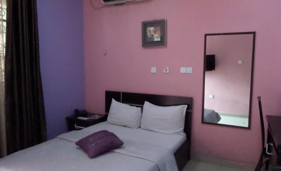 Hotels ng